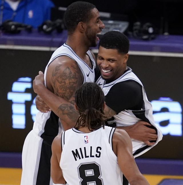 华子的爆发 华子的爆发