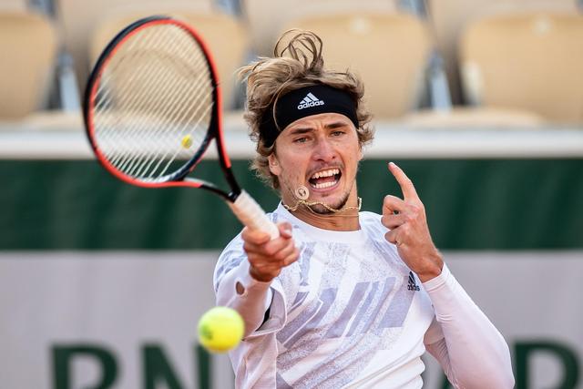 努力工作是 努力工作是